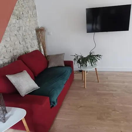 Jolie Dependance Proche Foret- Nemours Country house Poligny (Seine-et-Marne)